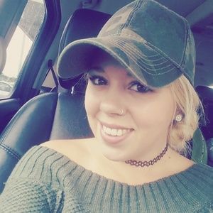 Meet your Posher, Kaycie